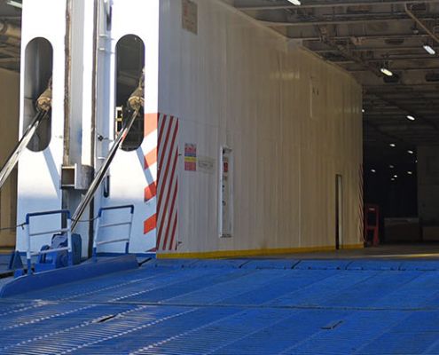 Imbarco a bordo di una nave.